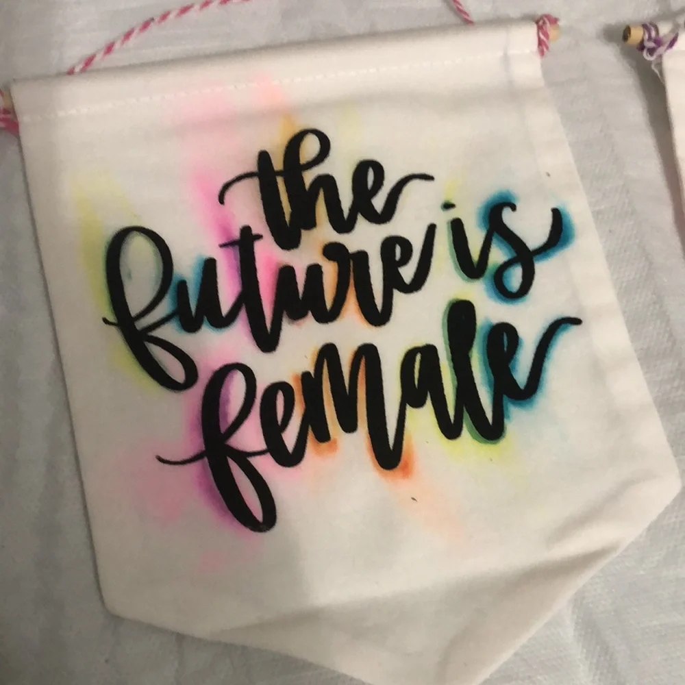 N/A white fabric